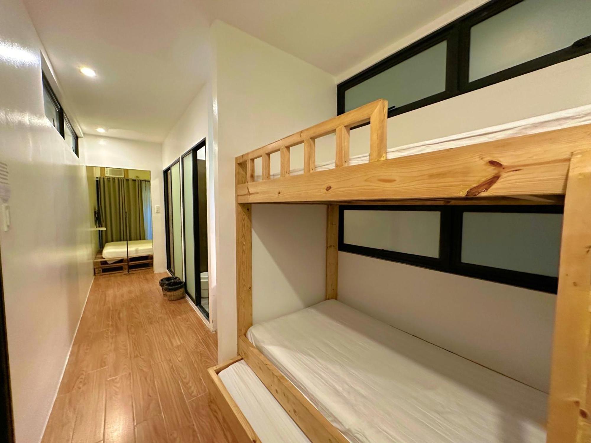 Containers By Eco Hotels Tagaytay City Room photo